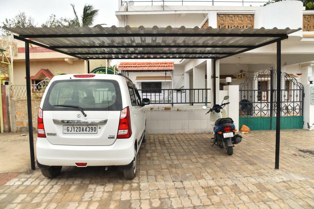 Happy Home Bhuj Luaran gambar