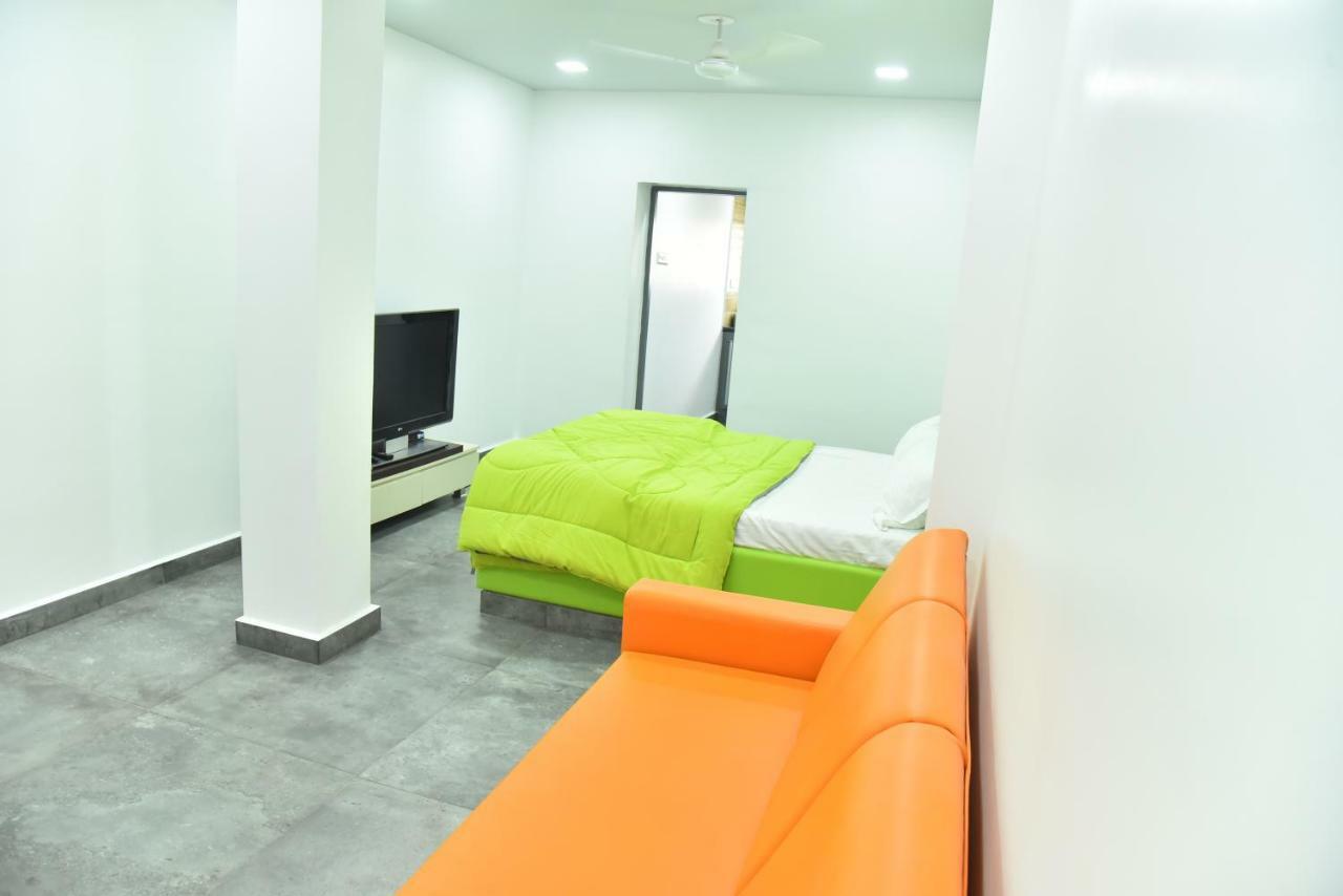 Happy Home Bhuj Luaran gambar